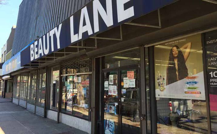 Pictures of Retail property located at 3207 Greenmount Ave, Baltimore, MD 21218 for lease - image #1