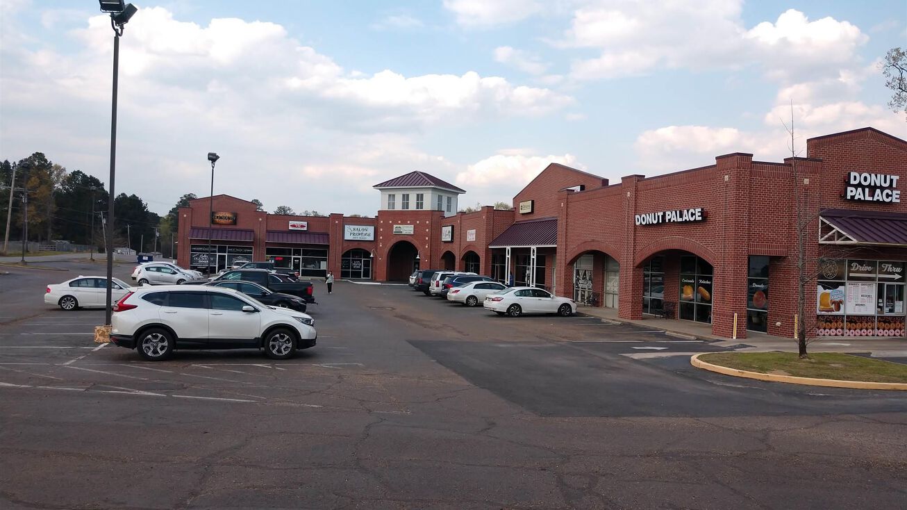 4624 CYPRESS STREET, West Monroe, LA 71291 Office Space for Lease