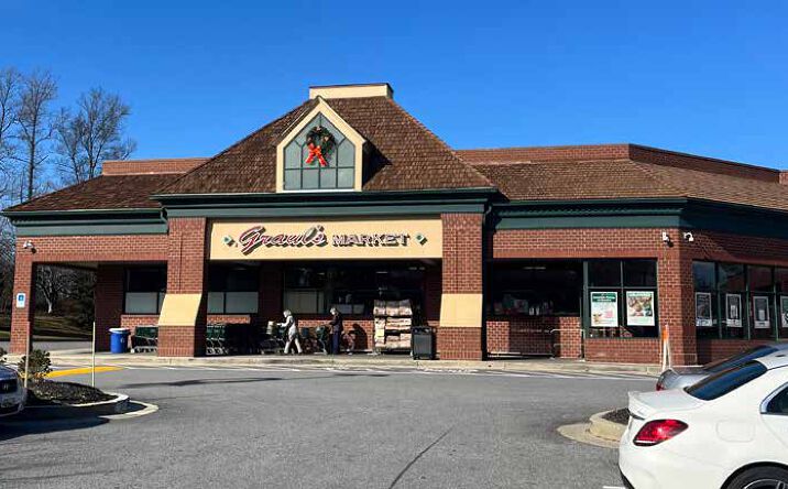 Pictures of Retail property located at 12200-12254 Tullamore Rd, Timonium, MD 21093 for sales - image #1