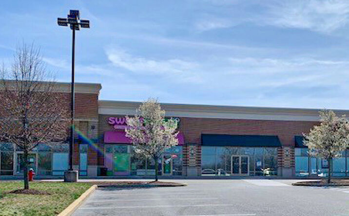 Pictures of Retail, Restaurant property located at 18053 Garland Groh Blvd, Hagerstown, MD 21740 for lease - image #1