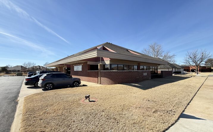 Pictures of Office property located at 808 24th Ave NW, Norman, OK 73069 for lease - image #1