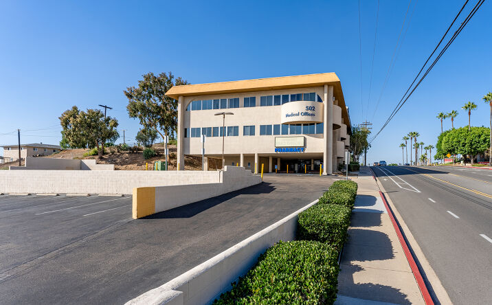 Pictures of Office property located at 502 Euclid Ave, National City, CA 91950 for lease - image #1