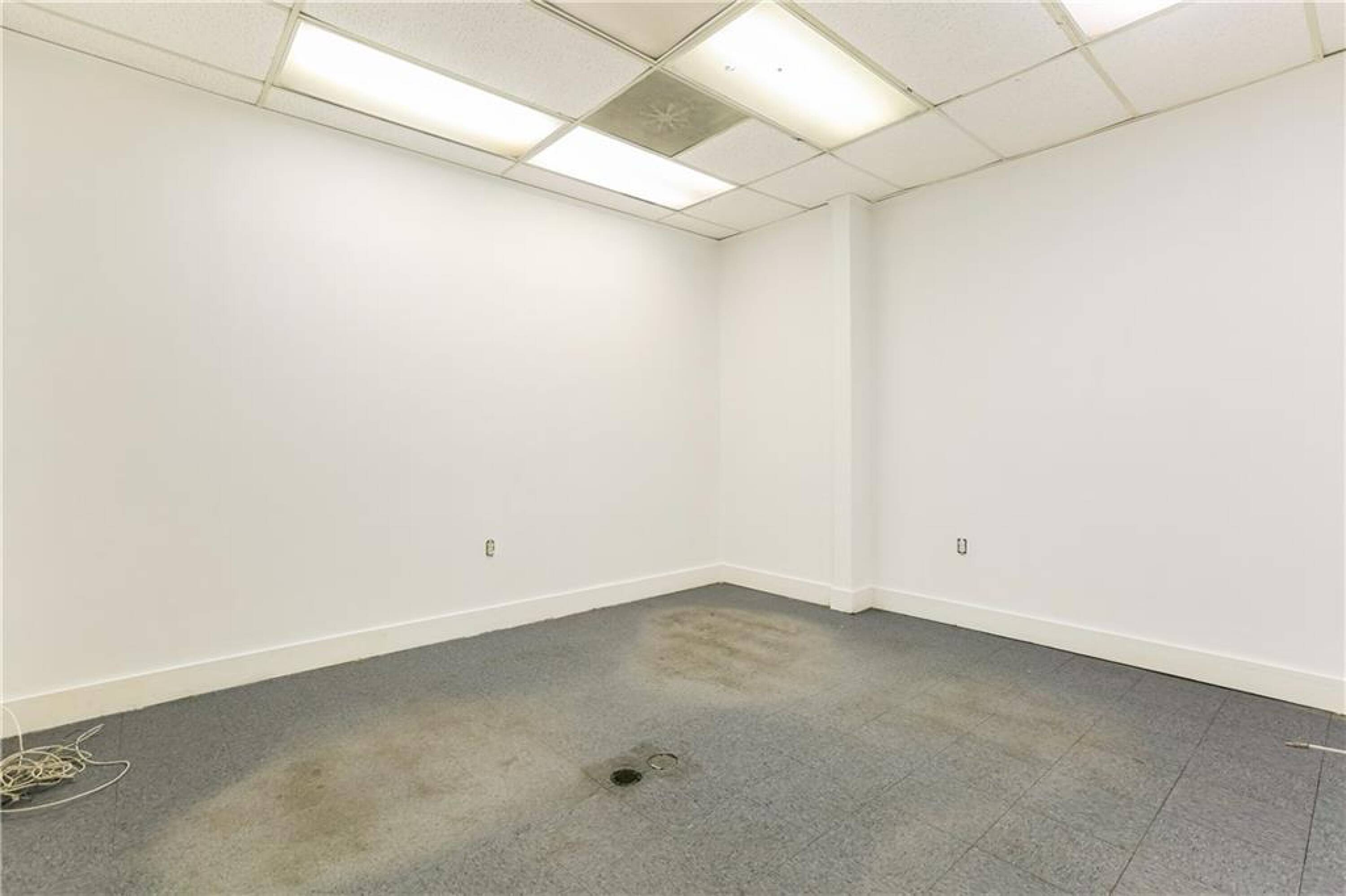 4344 Earhart Blvd, New Orleans, LA 70125