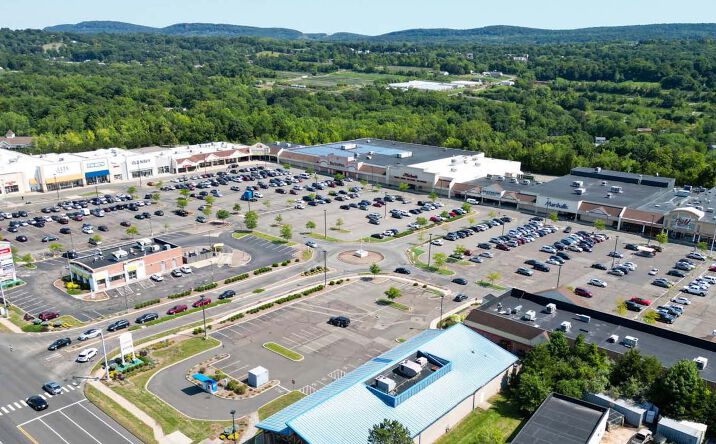 Pictures of Retail property located at 533 S Broad St, Meriden, CT 06450 for lease - image #1