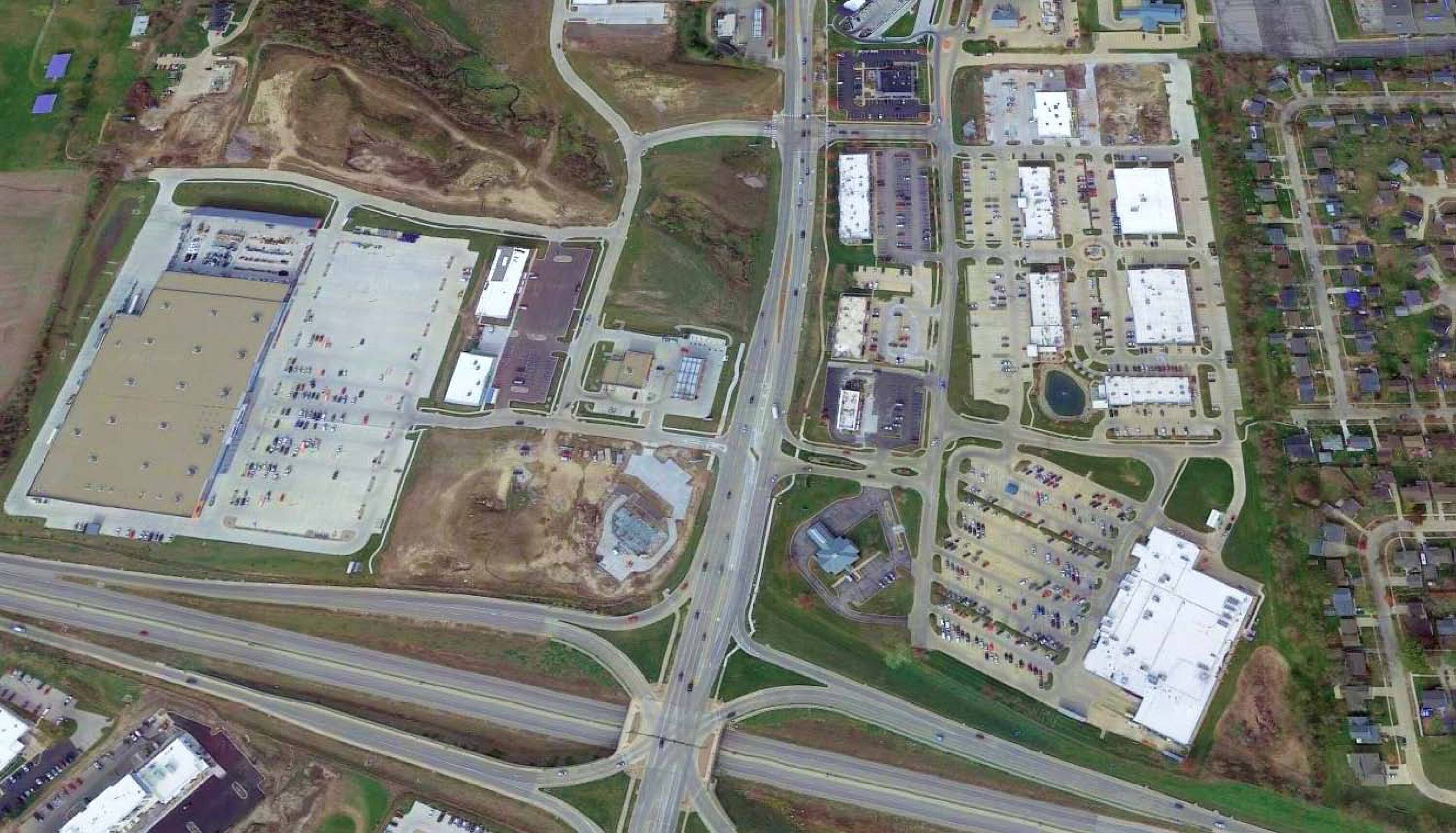 3925 Fountains Blvd NE 102, Cedar Rapids, IA 52411