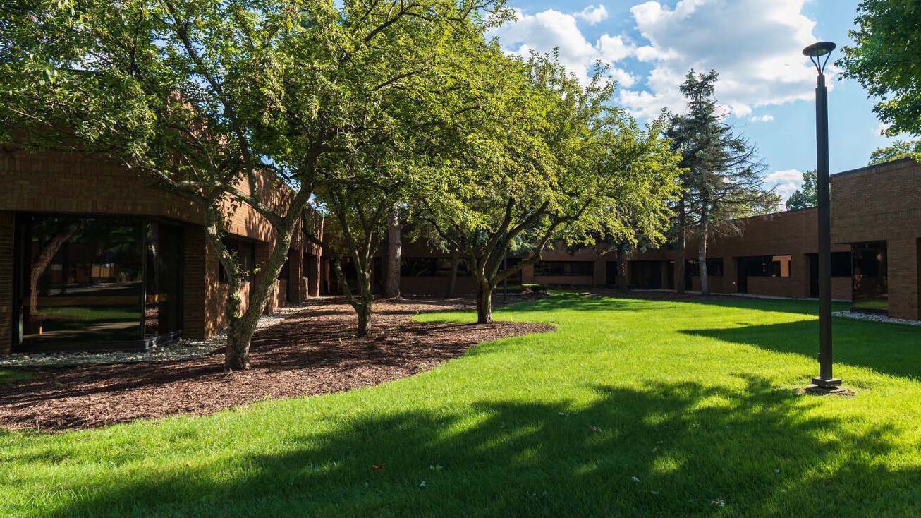 3611136141 Schoolcraft Rd, Livonia, MI 48150 Office Space for Lease