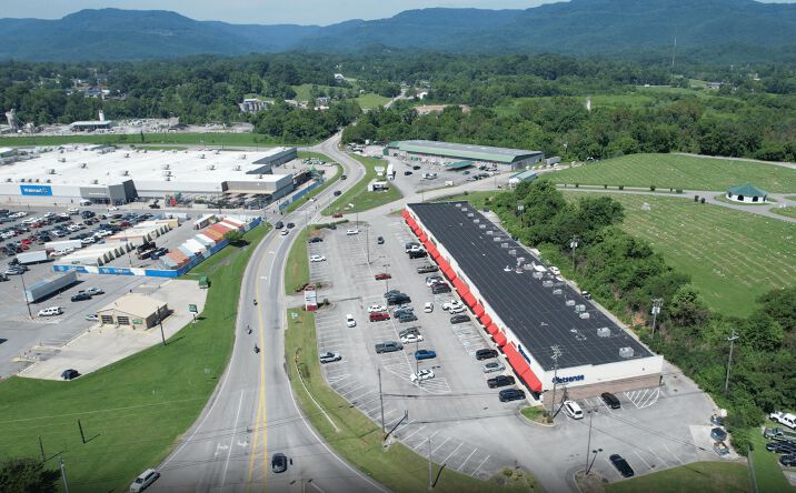 Pictures of Retail, Restaurant property located at 1875 N 25th St, Middlesboro, KY 40965 for lease - image #1