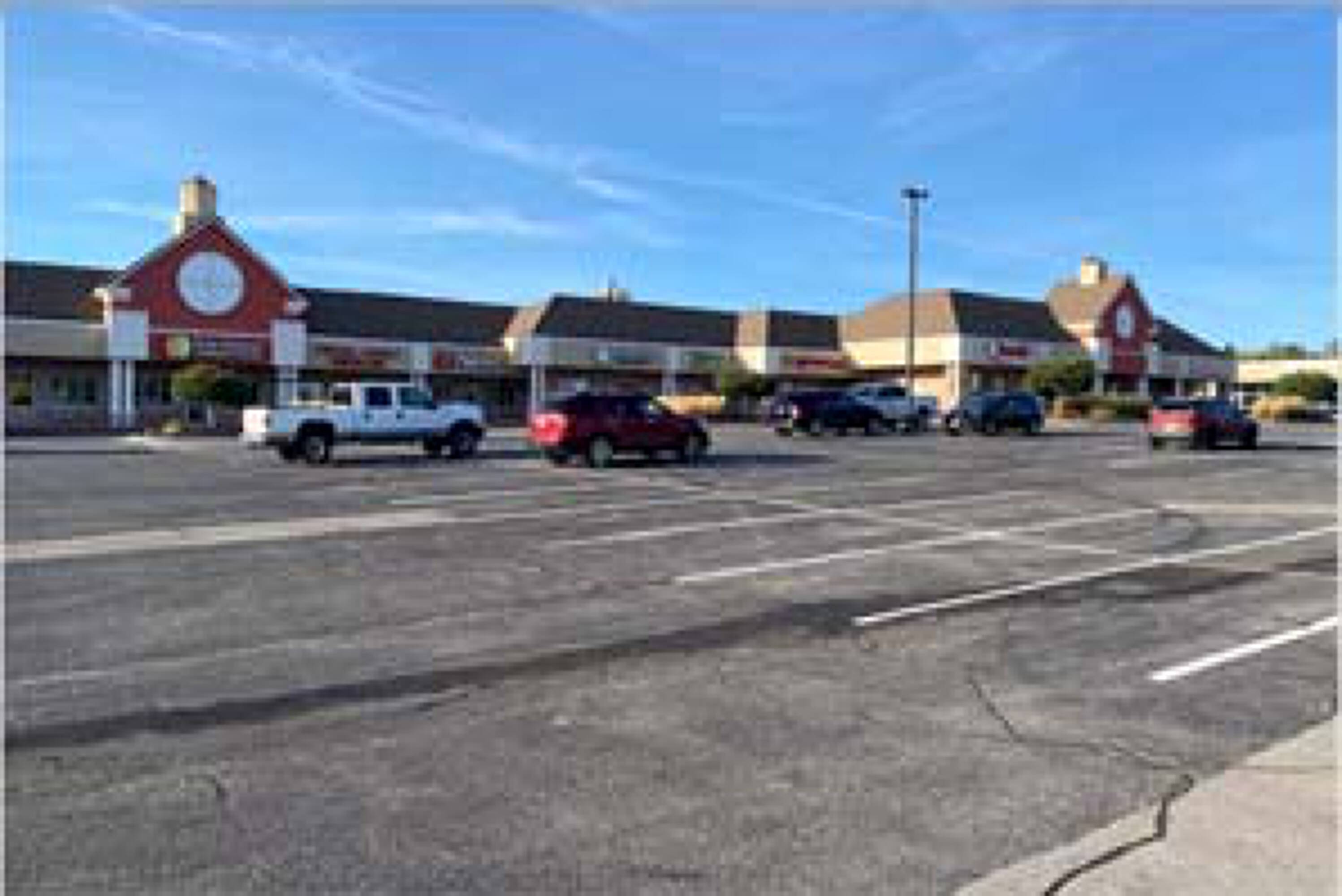 Pierce Plaza, Omaha, NE 68130