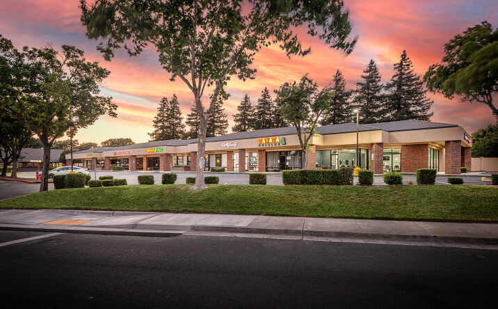 Pictures of Retail property located at 995 Oliver Rd, Fairfield, CA 94534 for lease - image #1