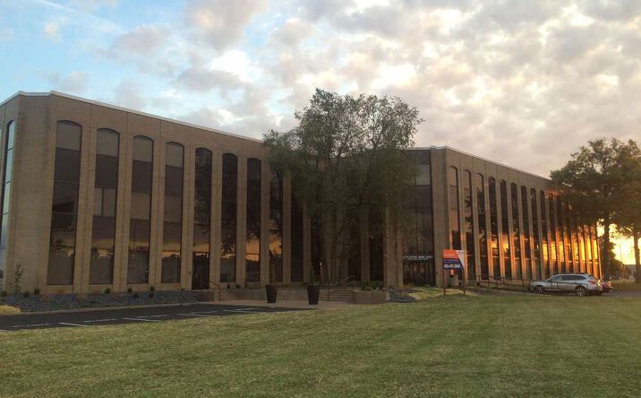 Pictures of Office property located at Plaza E Blvd, Evansville, IN 47715 for lease - image #1