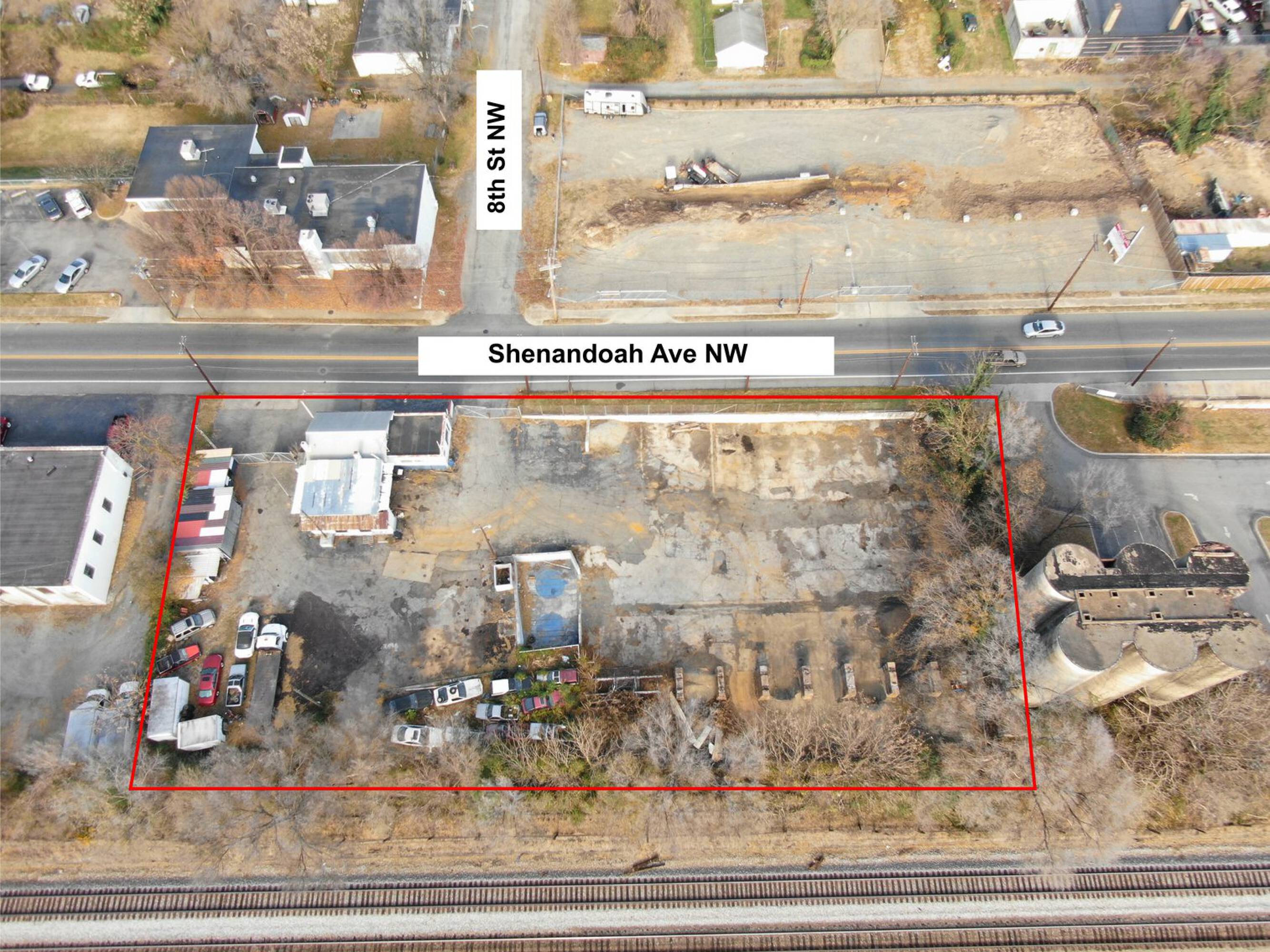 802 Shenandoah Ave NW, Roanoke, VA 24016