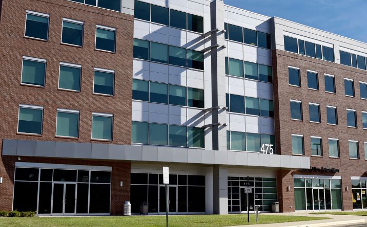 Pictures of Retail, Office property located at 475 Aquia Towne Ctr Dr, Stafford, VA 22554 for lease - image #1