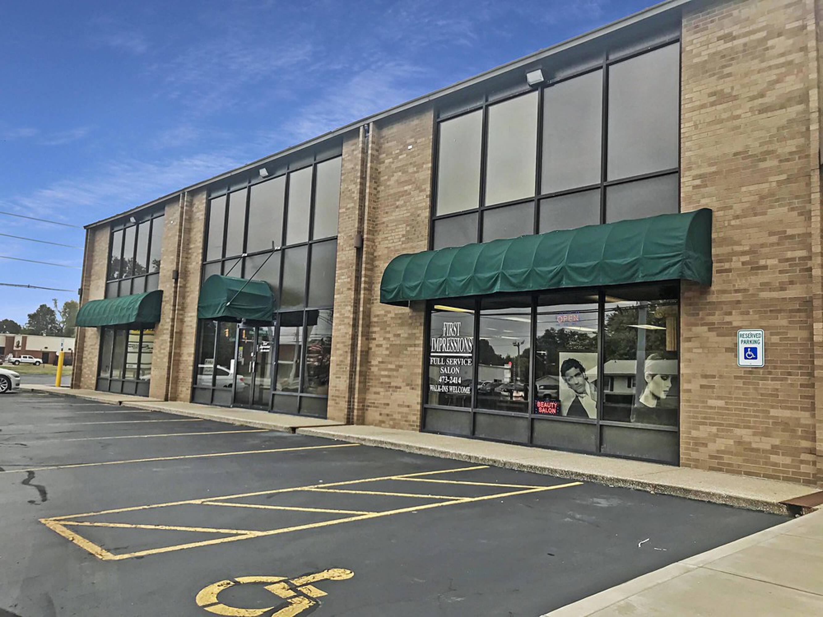 4901 Pollack Ave, Evansville, IN 47715