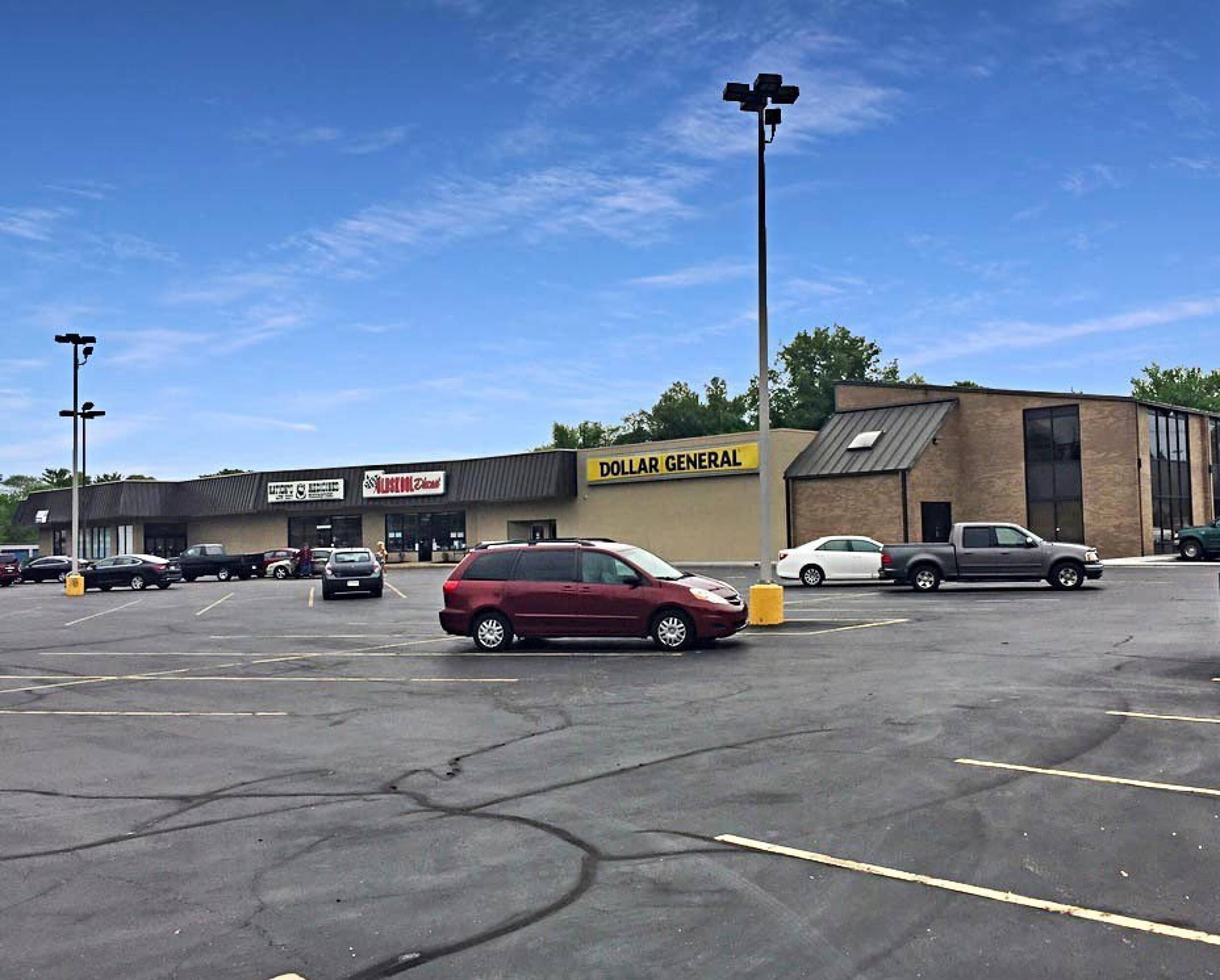 4901 Pollack Ave, Evansville, IN 47715