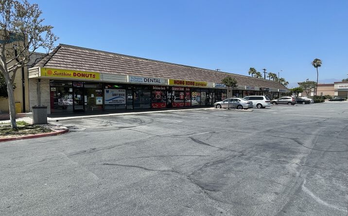 Pictures of Retail property located at 1555 S Garey Ave, Pomona, CA 91766 for lease - image #1