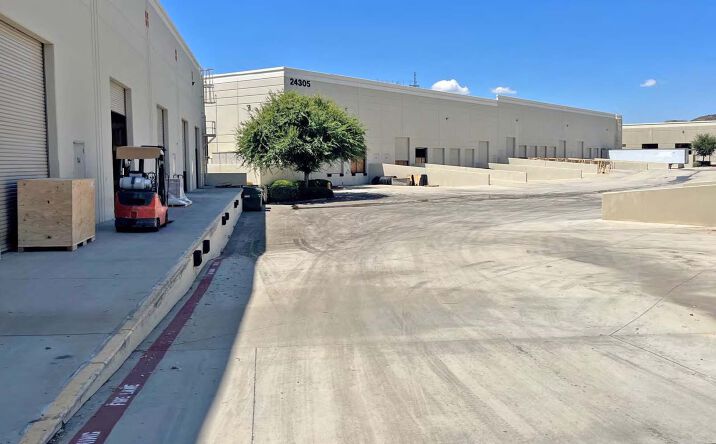 Pictures of Retail, Industrial property located at 24305-24335 Prielipp Road, 36595-36625 Kevin Rd, Wildomar, CA 92595 for lease - image #1