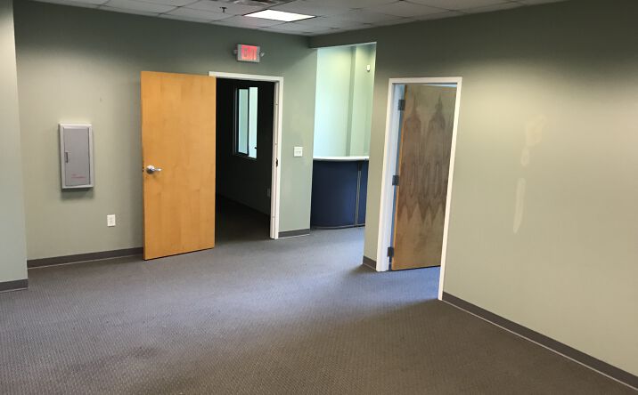 Pictures of Office property located at 3302 McGinnis Ferry Rd, Suwanee, GA 30024 for lease - image #1