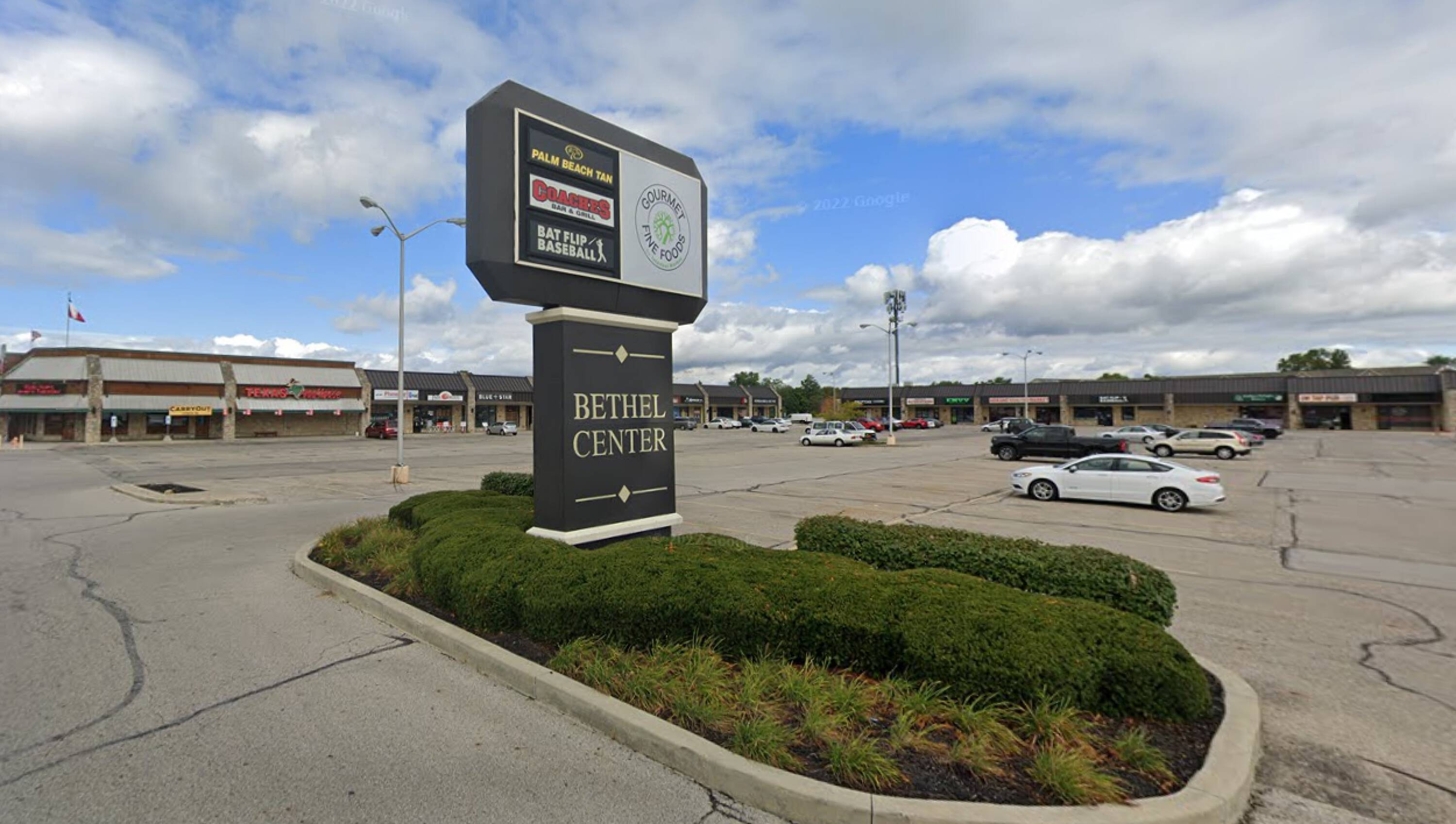 1440 Bethel Rd, Columbus, OH 43220