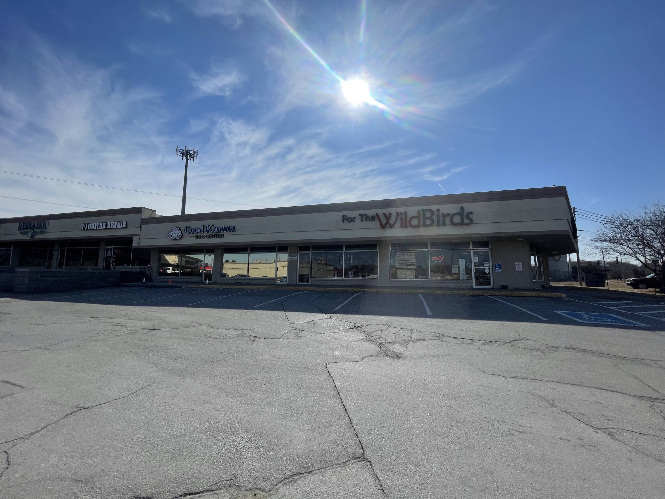 8505 Frederick St, Omaha, NE 68124