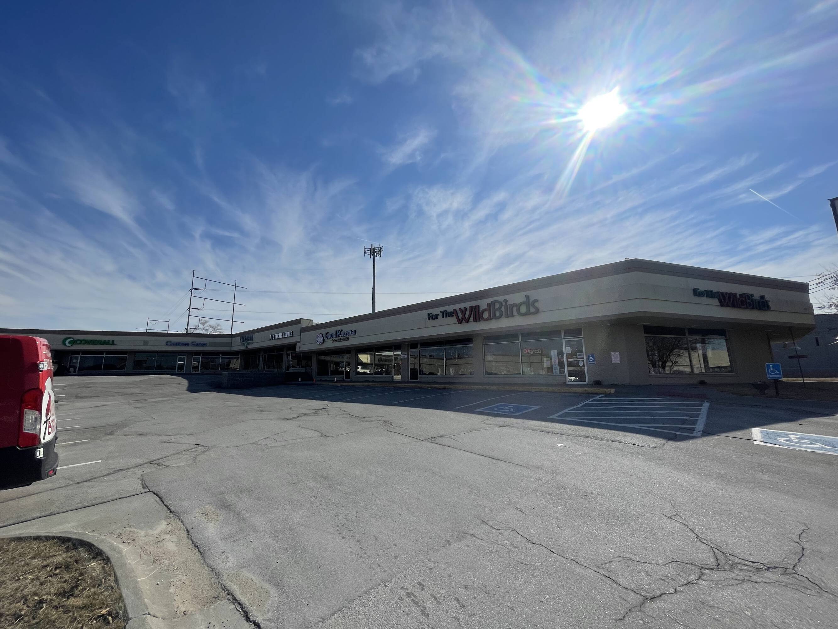 8505 Frederick St, Omaha, NE 68124