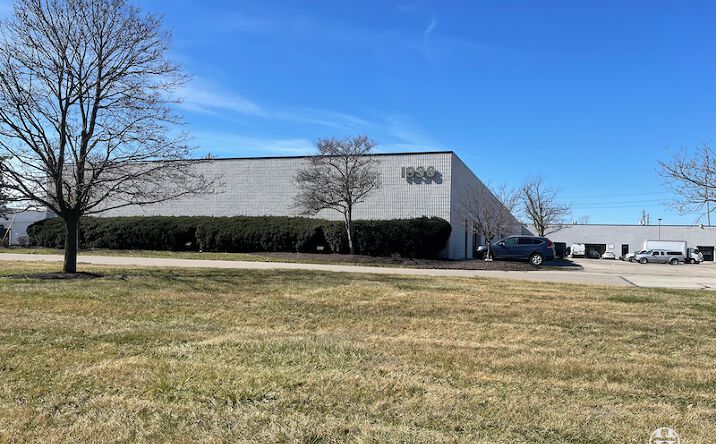 Pictures of Industrial property located at 1936 S Lynhurst Dr, Indianapolis, IN 46241 for lease - image #1