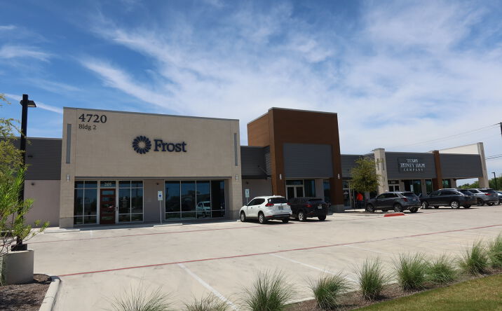 Pictures of Retail property located at 4720 Williams Dr, Georgetown, TX 78633 for lease - image #1