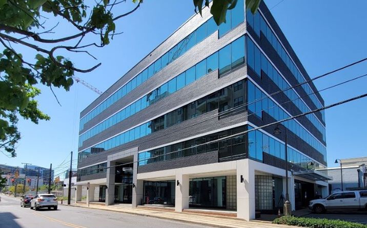 Pictures of Retail, Office, Restaurant property located at 1900 Church St, Nashville, TN 37203 for lease - image #1