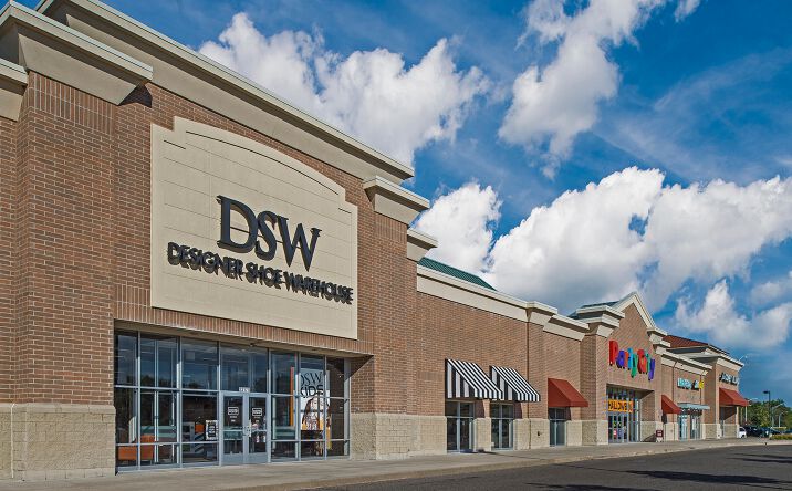 Pictures of Retail property located at 23111 W Outer Dr, Allen Park, MI 48101 for lease - image #1
