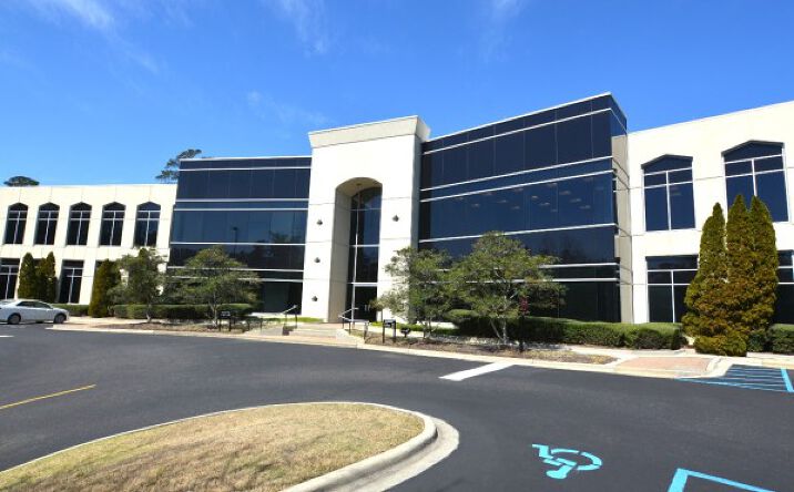 Pictures of Office property located at 2550 Acton Rd, Birmingham, AL 35243 for lease - image #1