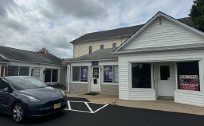 Pictures of Retail, Office property located at 117 Broad St, Flemington, NJ 08822 for lease - image #1