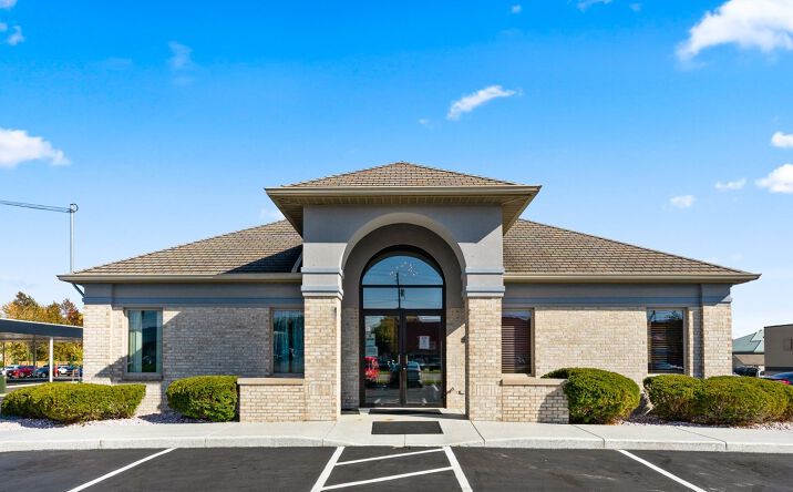 Pictures of Office property located at 8261 Market St, Boardman, OH 44512 for lease - image #1