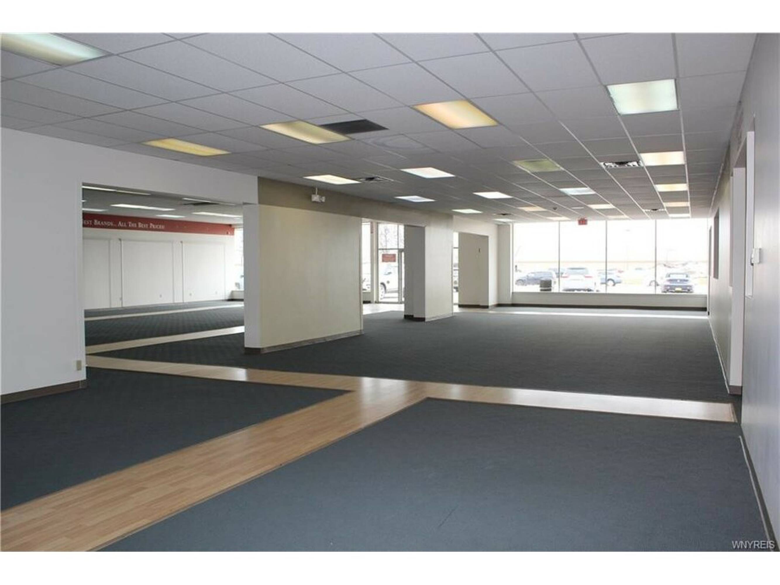 1208 Niagara Falls Blvd, Tonawanda, NY 14150