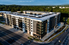 9776385