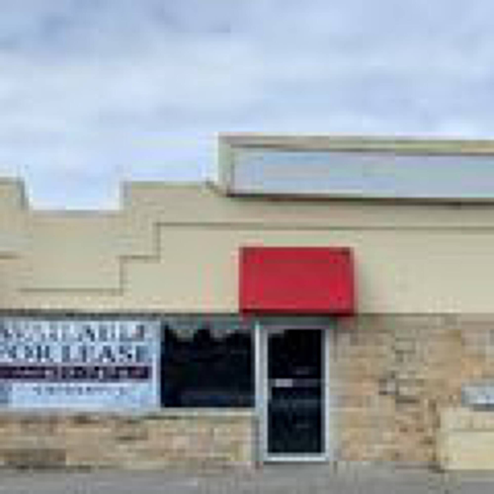 3320 Cornhusker Hwy, Lincoln, NE 68504