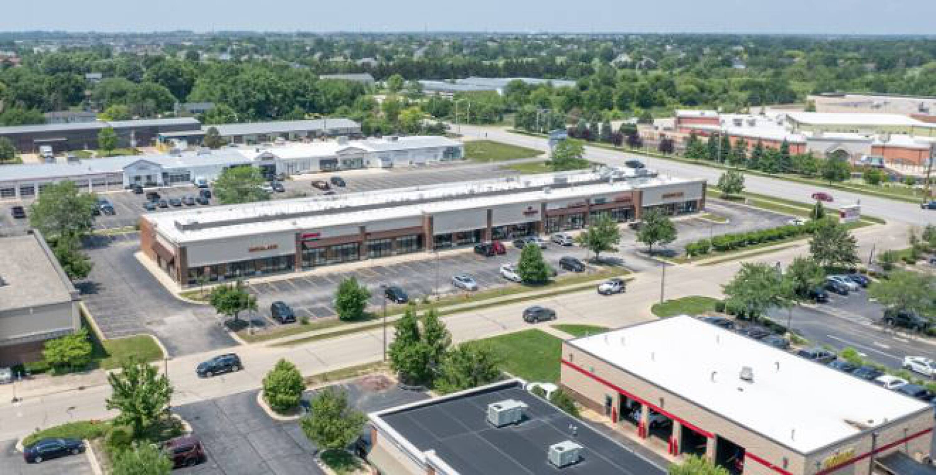 5019 Ace Ln, Naperville, IL 60564