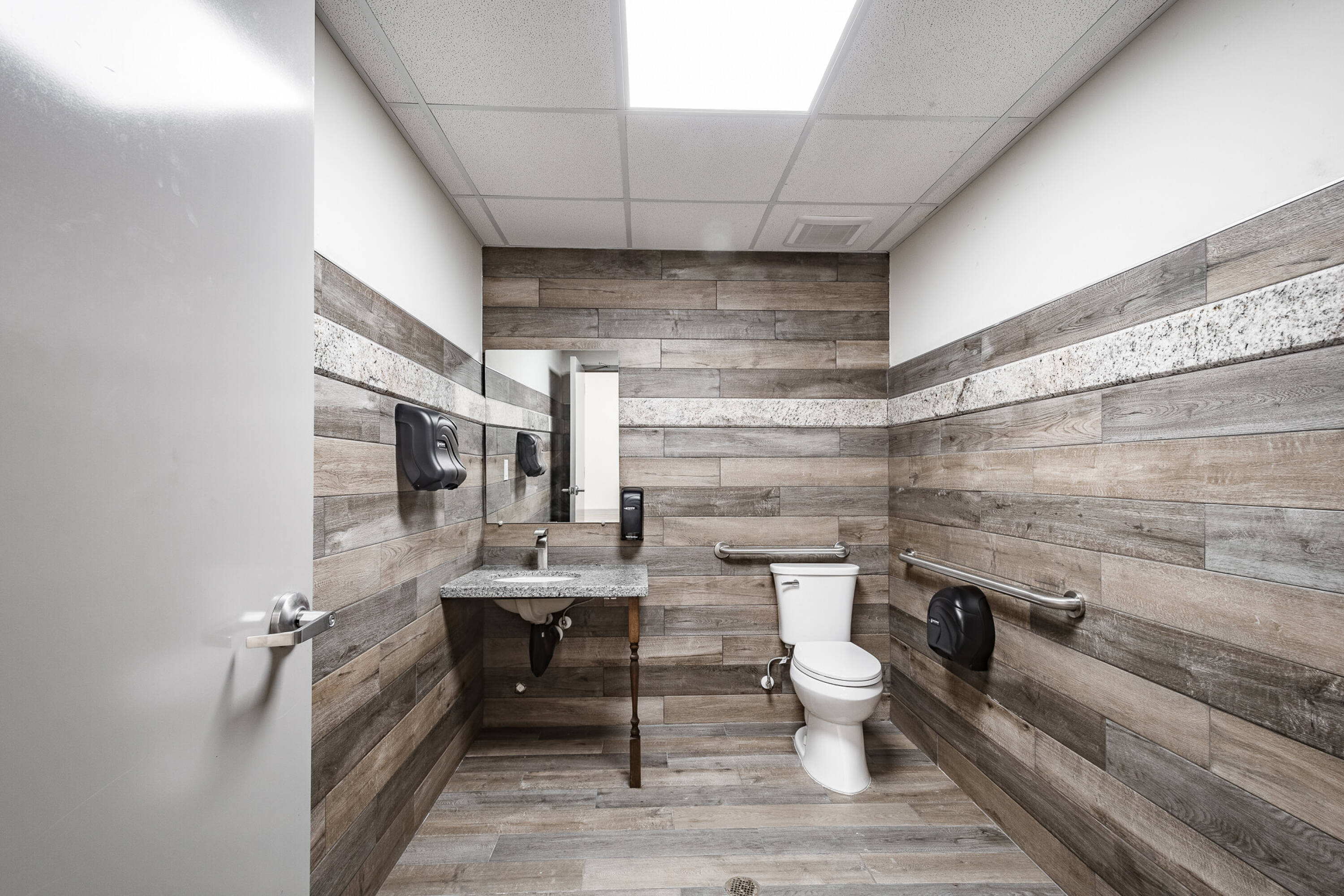 5030 Gessner Rd, Houston, TX 77041