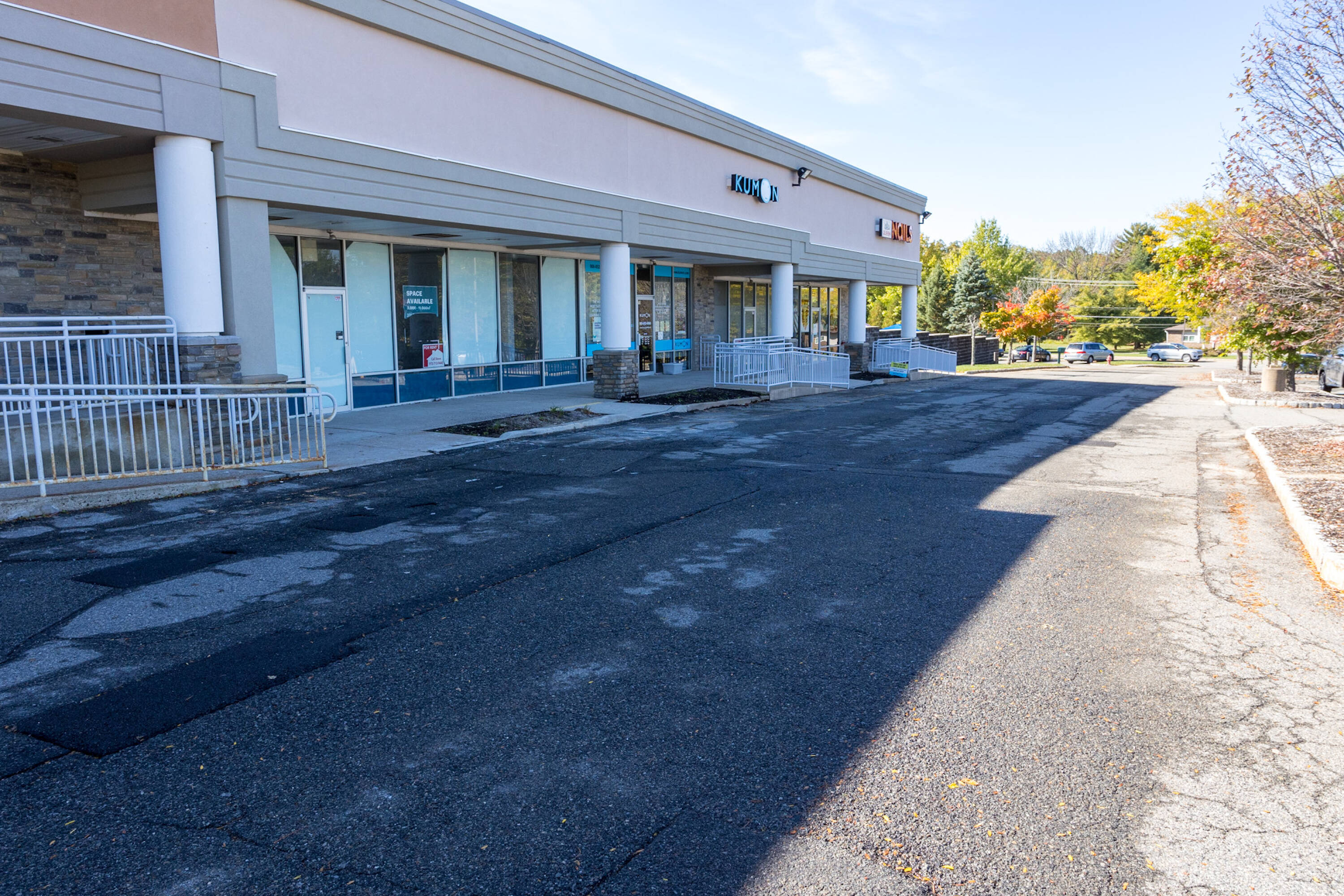 7 Naughright Rd, Hackettstown, NJ 07840