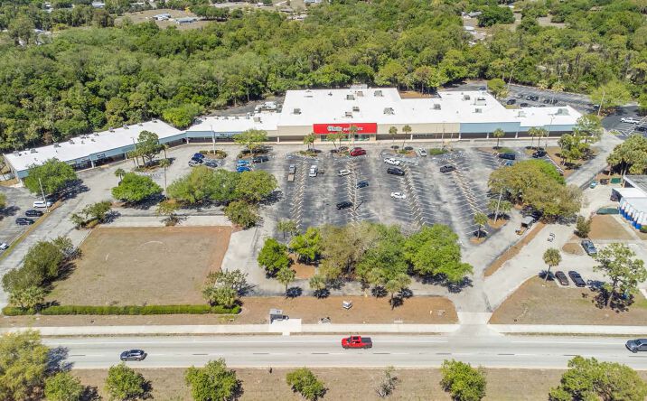Pictures of Retail, Office property located at 6351 Bayshore Rd, North Fort Myers, FL 33917 for lease - image #1