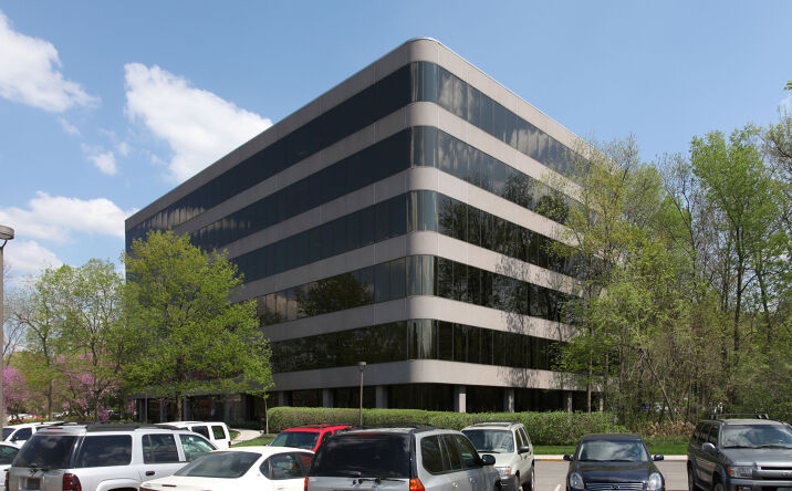 Pictures of Office property located at 10975 Grandview Dr, Overland Park, KS 66210 for lease - image #1