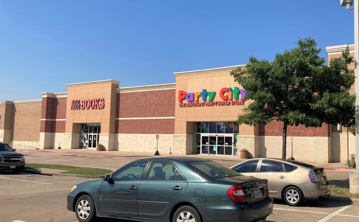 Pictures of Retail property located at 1551 U.S. 287 Frontage Rd, Mansfield, TX 76063 for lease - image #1