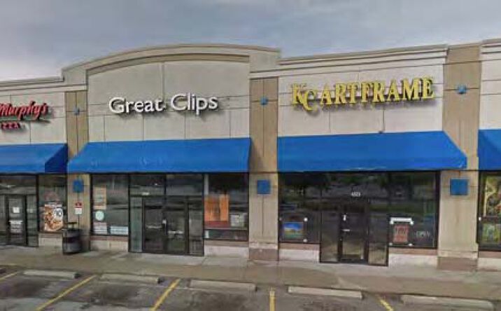 Pictures of Retail property located at 4307-4367 NE Chouteau Trafficway, Kansas City, MO 64117 for lease - image #1