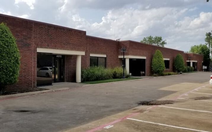 Pictures of Industrial property located at 4260-4290 Kellway Cir, Addison, TX 75001 for lease - image #1