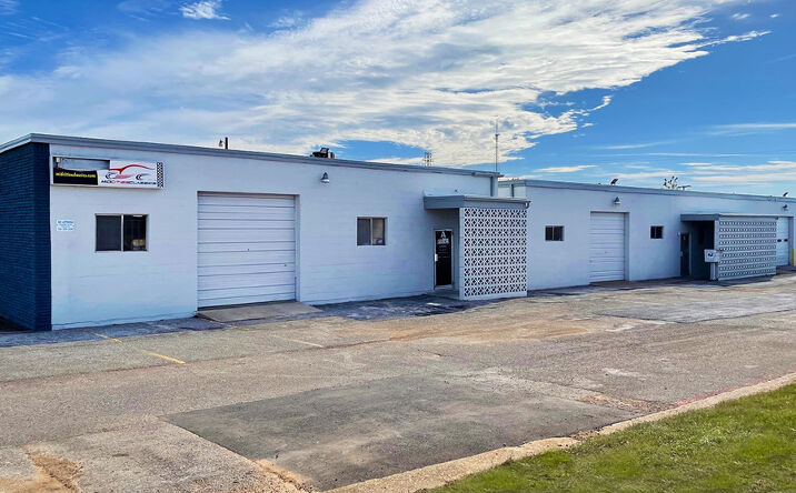 Pictures of Office, Industrial property located at 10728 S. Pipeline Drive, Hurst, TX 76053 for lease - image #1