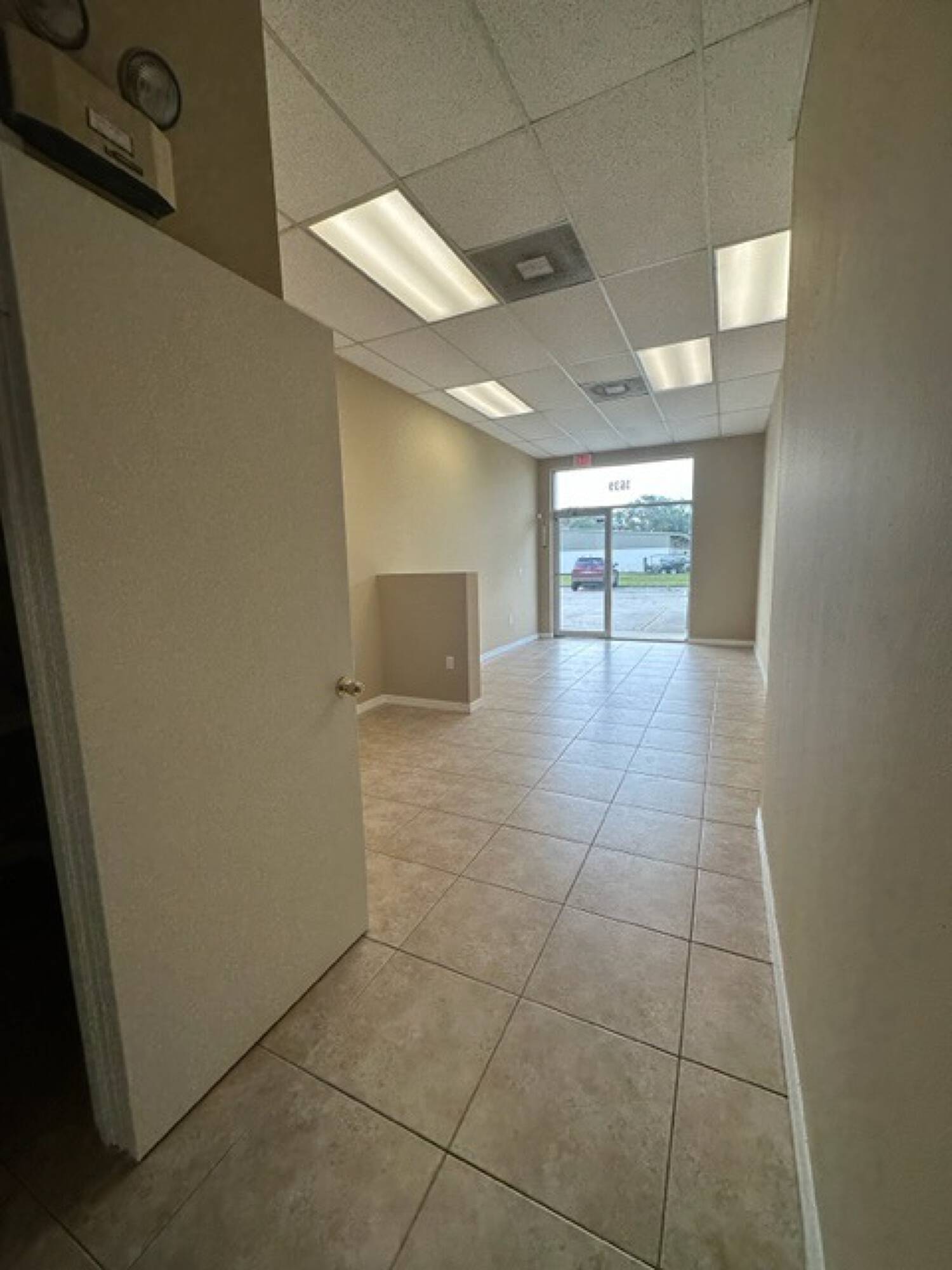 1621 W University Pkwy, Sarasota, FL 34243