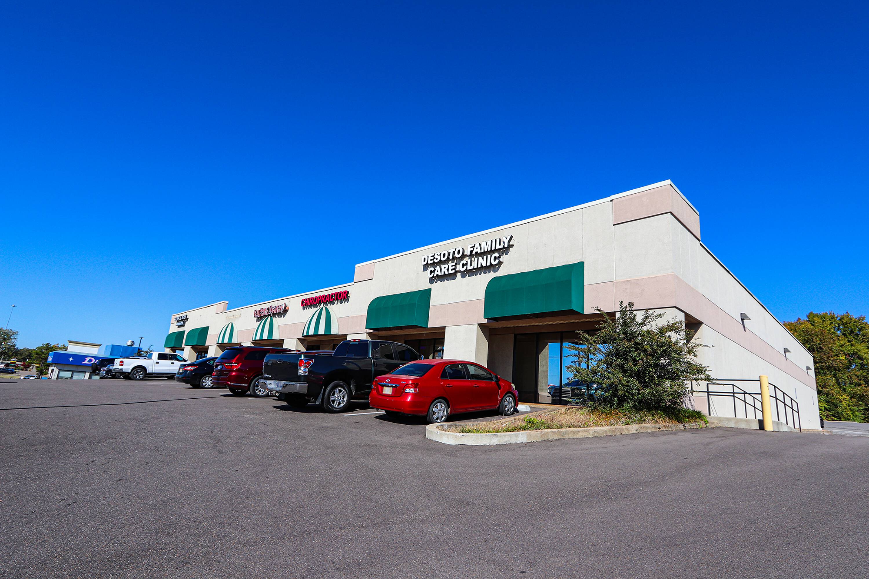 346 Stateline Rd W, Southaven, MS 38671