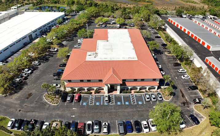 Pictures of Office property located at 7020 Professional Pkwy E, Sarasota, FL 34240 for lease - image #1