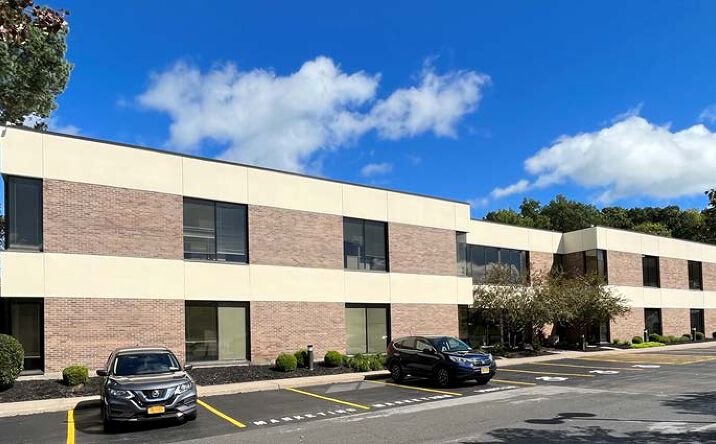 Pictures of Office property located at 100 Willowbrook Office Park, Fairport, NY 14450 for lease - image #1
