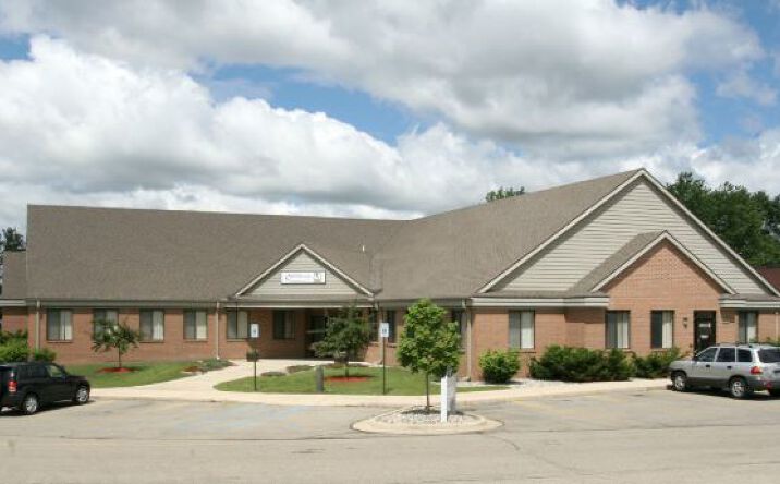 Pictures of Office property located at 315 W Lake Lansing Rd, East Lansing, MI 48823 for lease - image #1