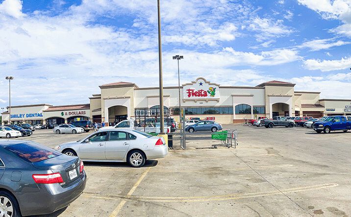 Pictures of Retail, Office, Restaurant property located at 3440 Webb Chapel Ext, Dallas, TX 75220 for lease - image #1