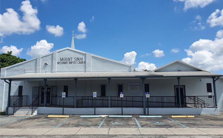 Pictures of Special Purpose property located at 10041 W Jessamine St, Miami, FL 33157 for lease - image #1